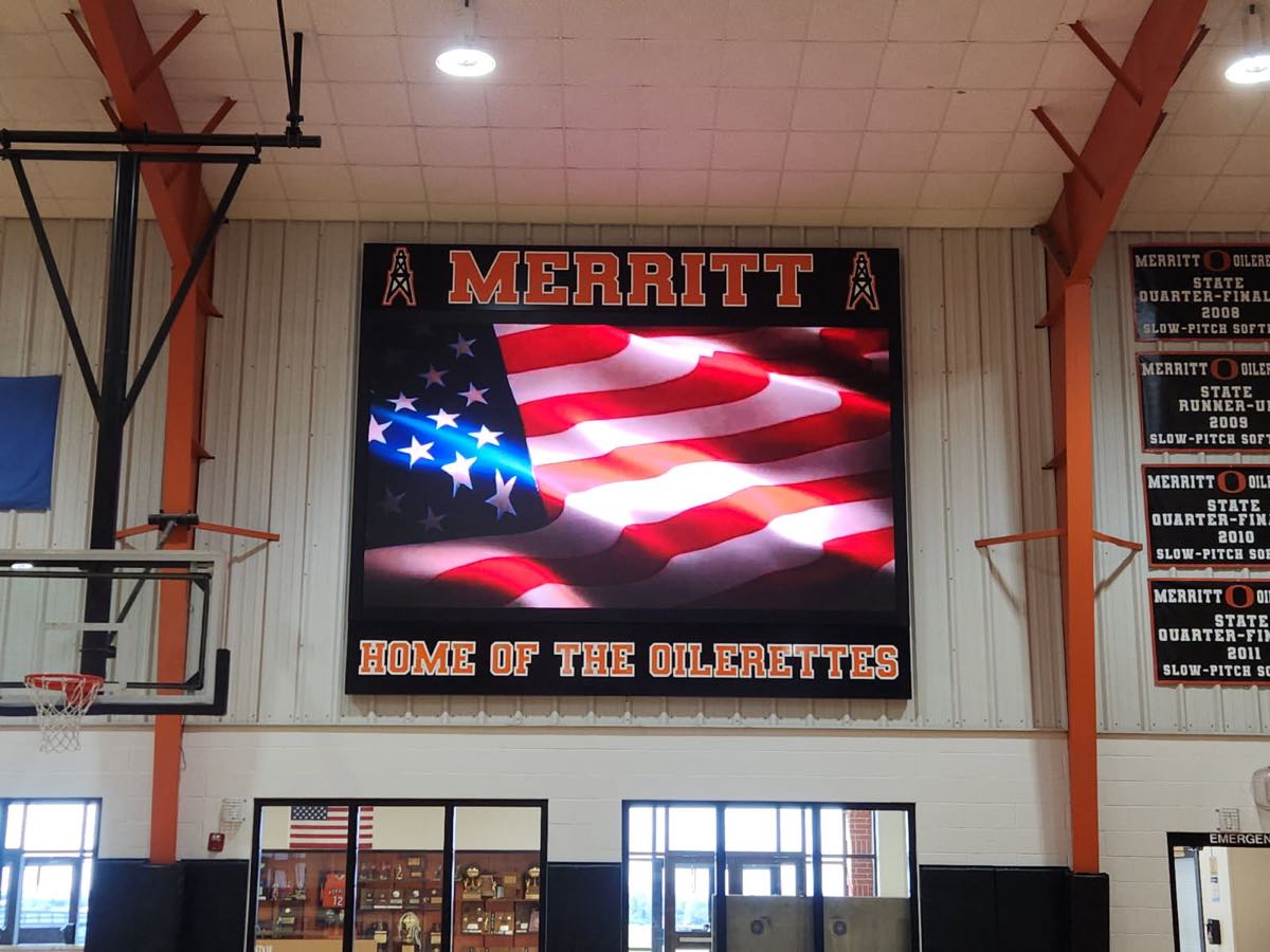 Merritt indoor LED video display, Home of the Oilerettes